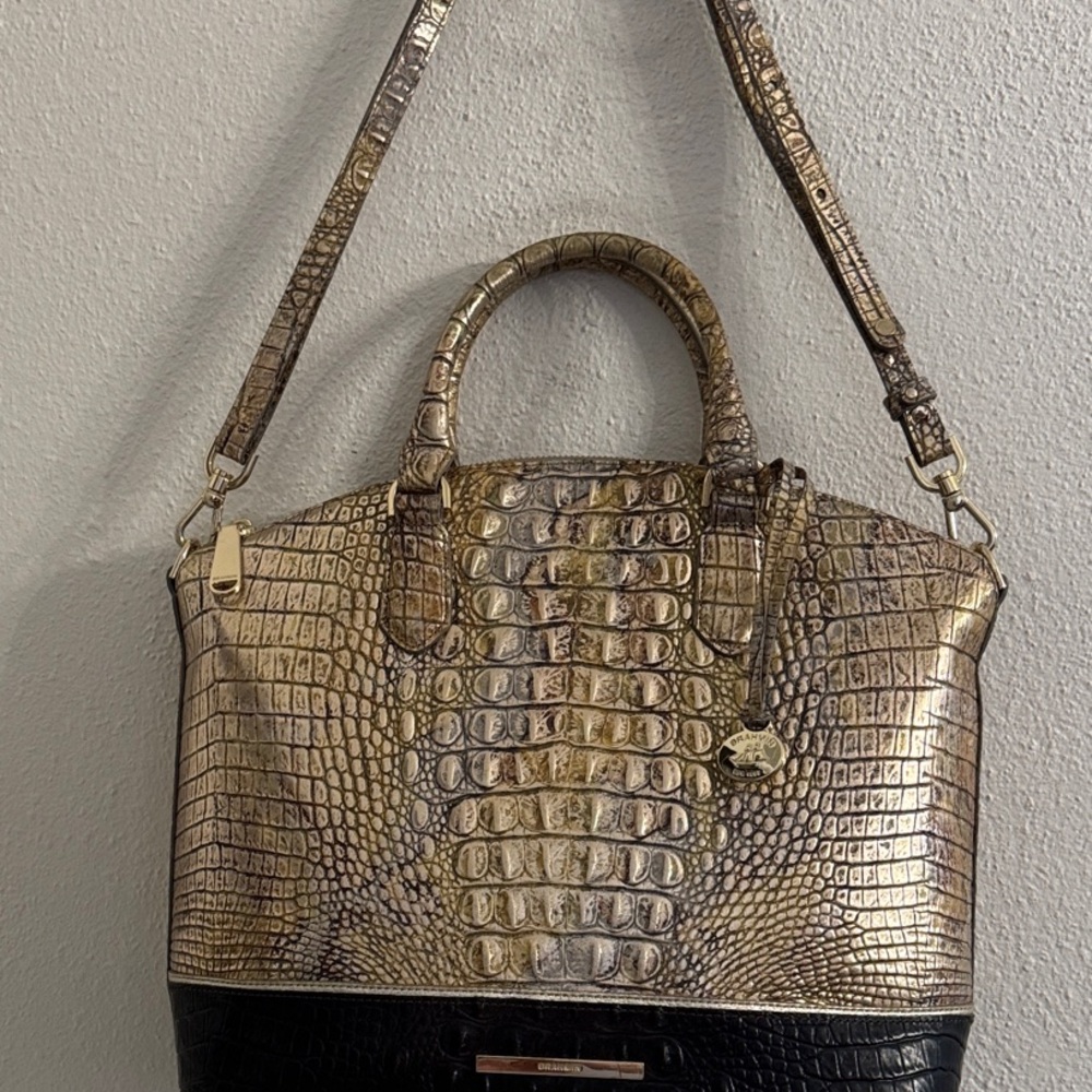 Elegant Brahmin Crocodile Pattern Handbag - Black and Gold